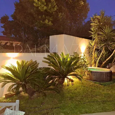 Prázdninový dům Mitoyenne Authentique Avec Jacuzzi Et Jardin - Palmazur