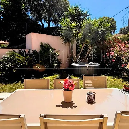 Mitoyenne Authentique Avec Jacuzzi Et Jardin - Palmazur