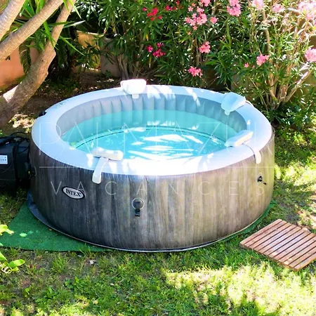 Mitoyenne Authentique Avec Jacuzzi Et Jardin - Palmazur Ferienhaus Mandelieu