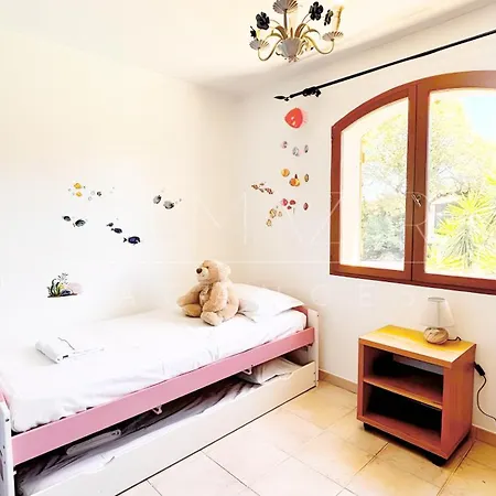 Mitoyenne Authentique Avec Jacuzzi Et Jardin - Palmazur *
