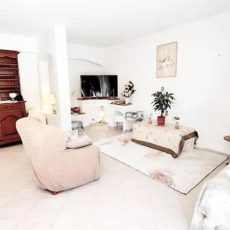 Mitoyenne Authentique Avec Jacuzzi Et Jardin - Palmazur