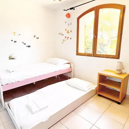Mitoyenne Authentique Avec Jacuzzi Et Jardin - Palmazur