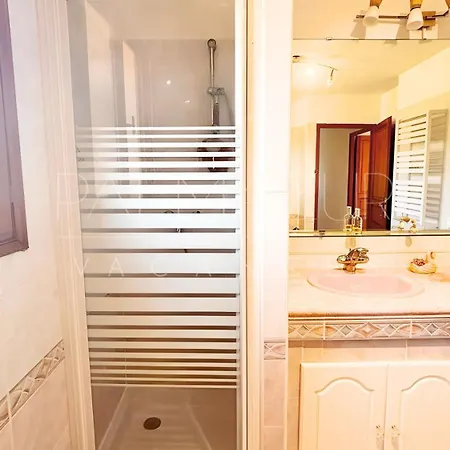 Mitoyenne Authentique Avec Jacuzzi Et Jardin - Palmazur Mandelieu